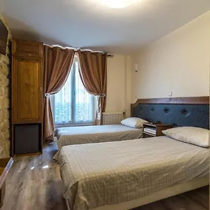 Hotel Clermont Montmartre, Paris