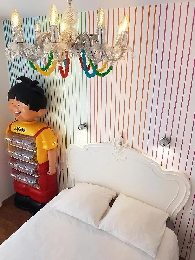 Bonjour Paris Bed & Breakfast